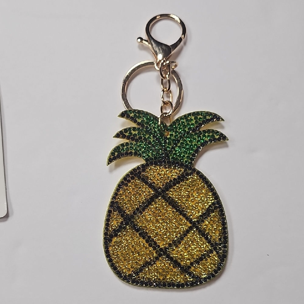 Top & Top Pastels  Pineapple Key Holder/‎ Bag Charm - Green & Yellow New